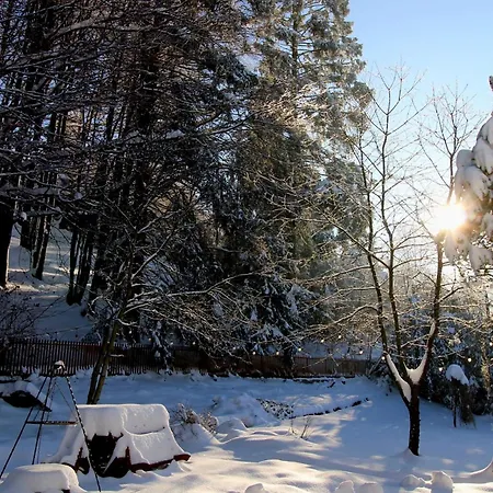 فيلة Dom Pod Bukami *